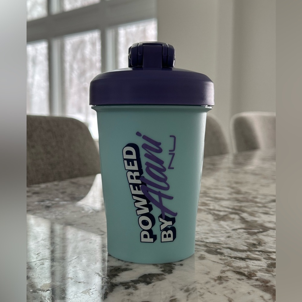Alani Nu Mini Shaker (12oz) NWT